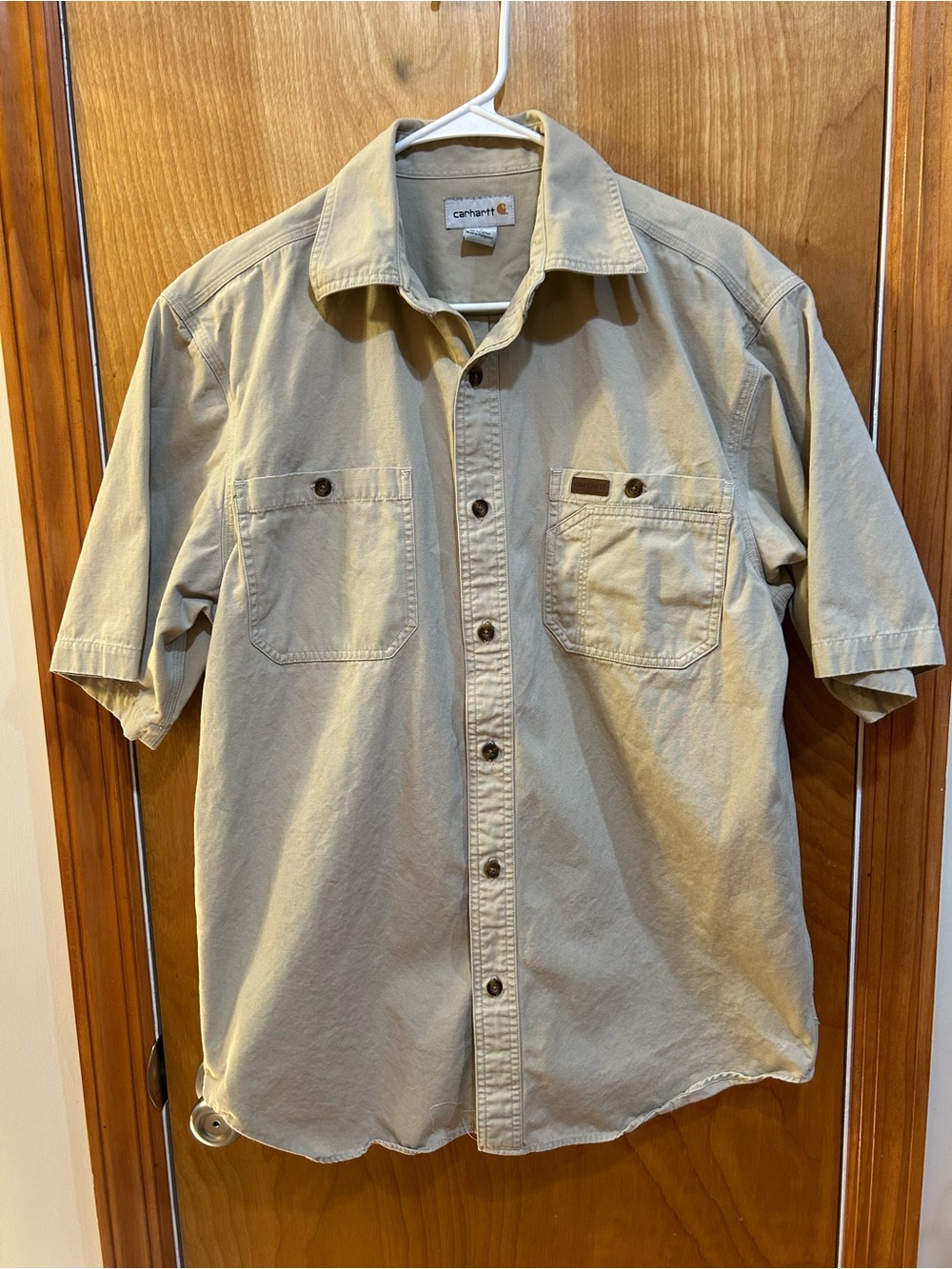 Carhartt Men's Medium Short Sleeve Rugged Flex Work Shirt Khaki Tan Relaxed Fit